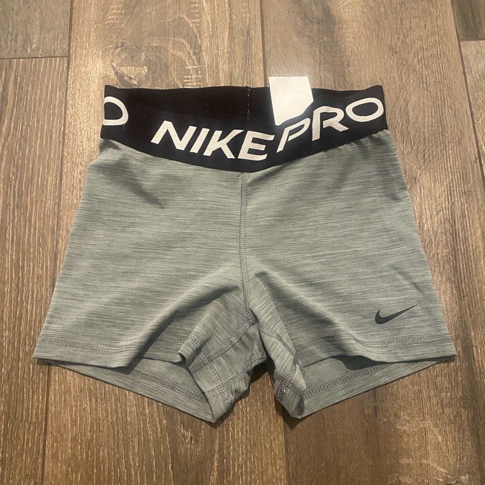 Nike pros
